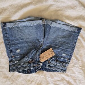 Lucky BRAND Blue Cropped Jeans